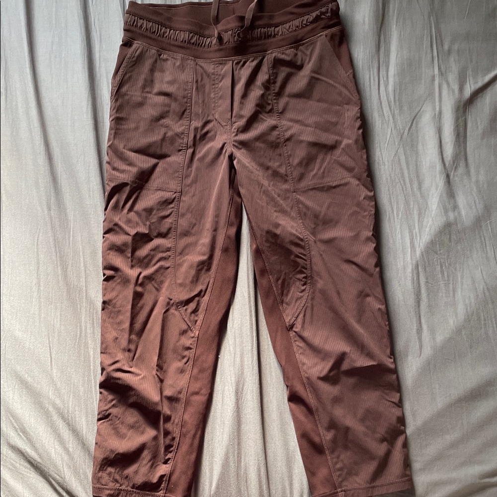Lululemon Dance Studio Mid Rise Cropped Pant